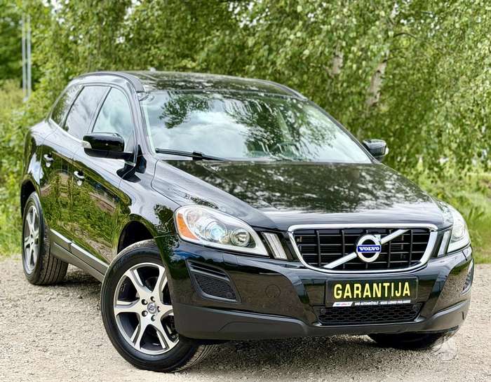 Volvo XC60 - foto 1